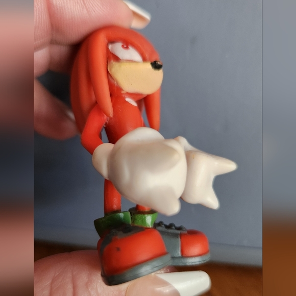 Retro Vintage Collectible Action Figure Nendroid Knuckles Sonic the Hedgehog - Picture 6 of 11